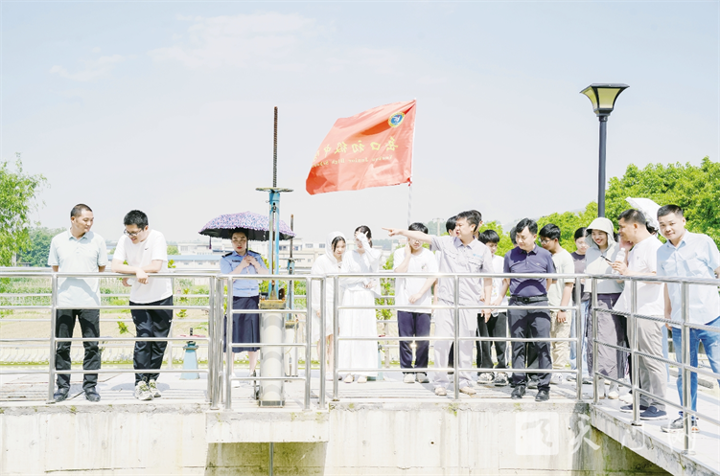 水厂开放日见证“放心水”